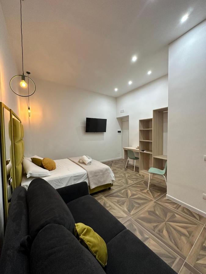 San Ferdinando Suite Room Napels Buitenkant foto