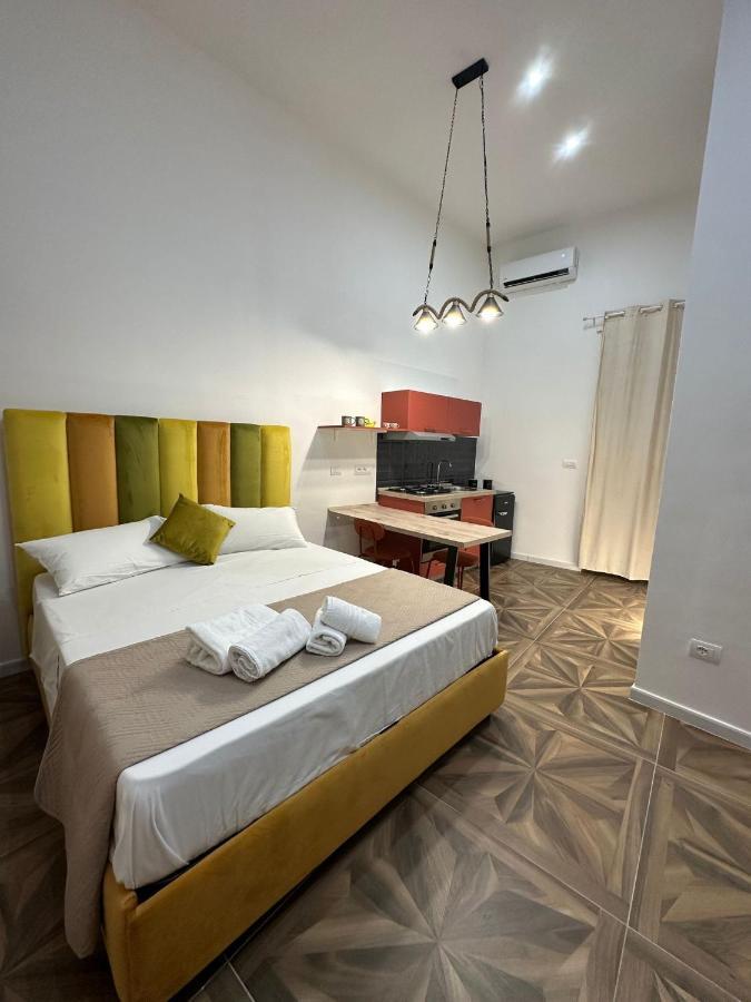 San Ferdinando Suite Room Napels Buitenkant foto