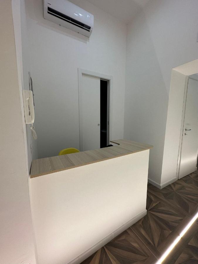 San Ferdinando Suite Room Napels Buitenkant foto