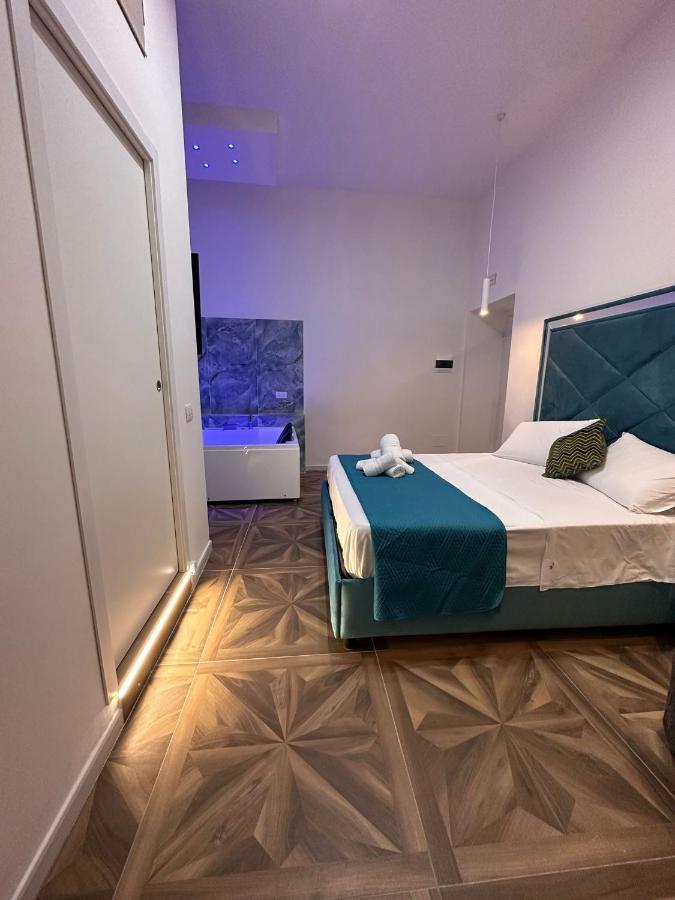 San Ferdinando Suite Room Napels Buitenkant foto
