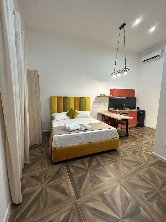 San Ferdinando Suite Room Napels Buitenkant foto