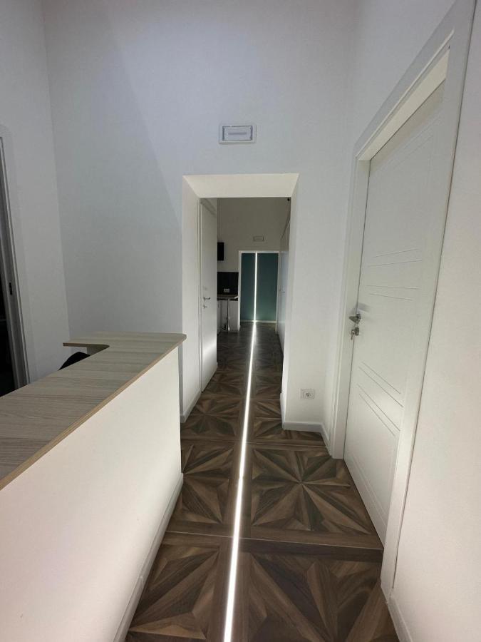 San Ferdinando Suite Room Napels Buitenkant foto
