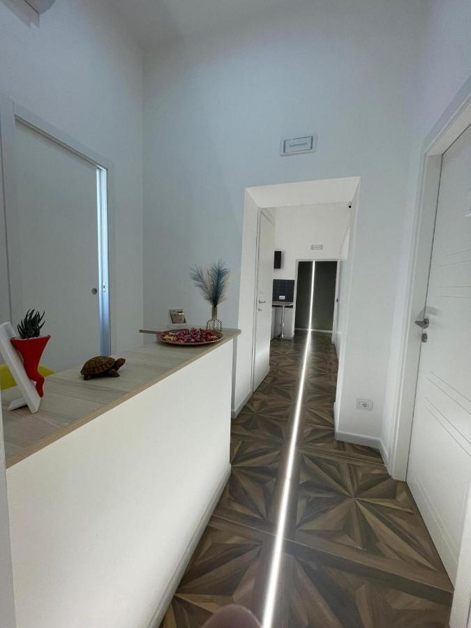 San Ferdinando Suite Room Napels Buitenkant foto